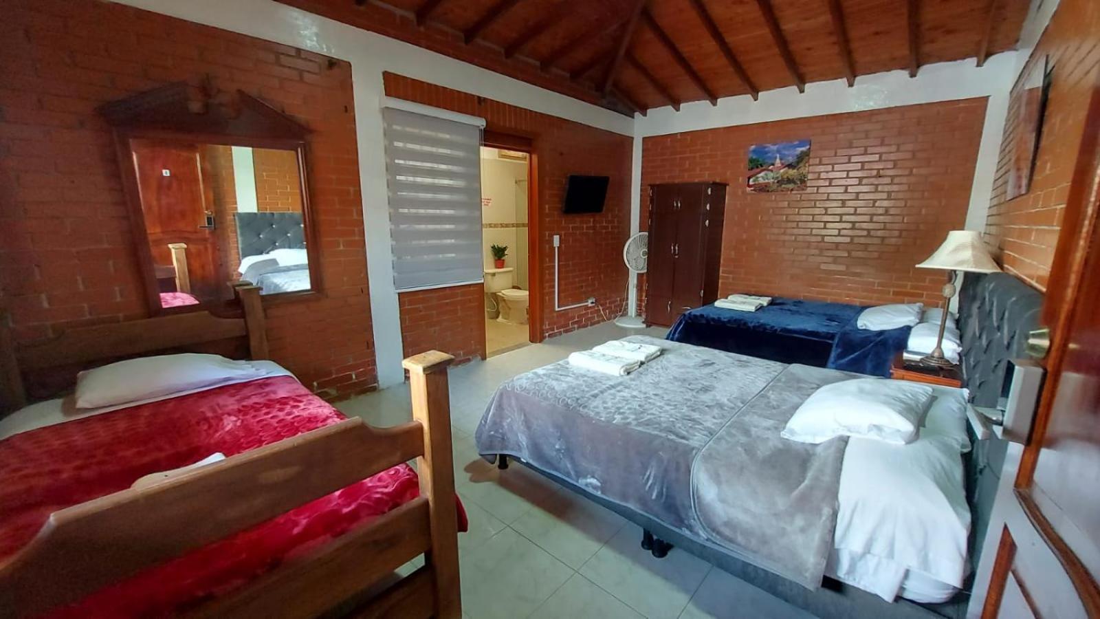 Finca Hotel La Melania モンテネグロ エクステリア 写真